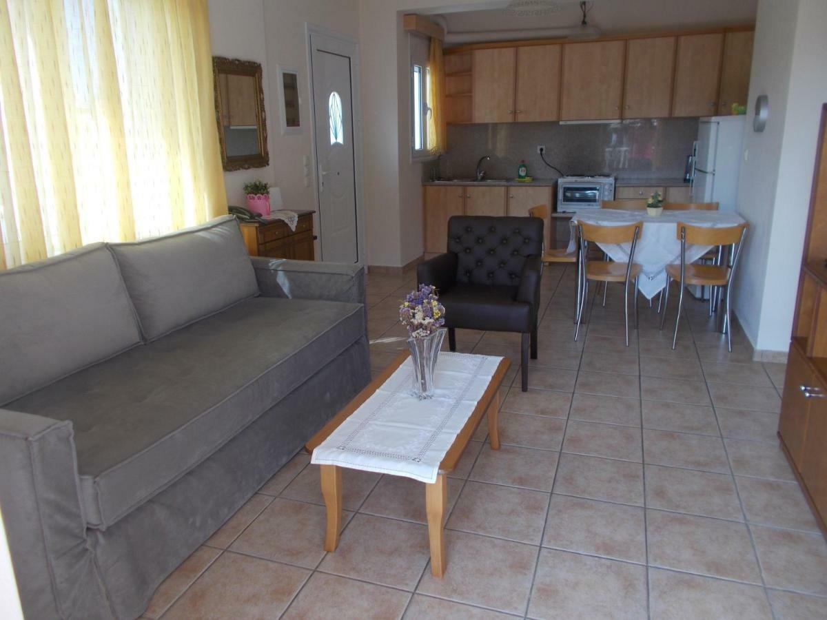 Villa Aphrodite Ríza 外观 照片